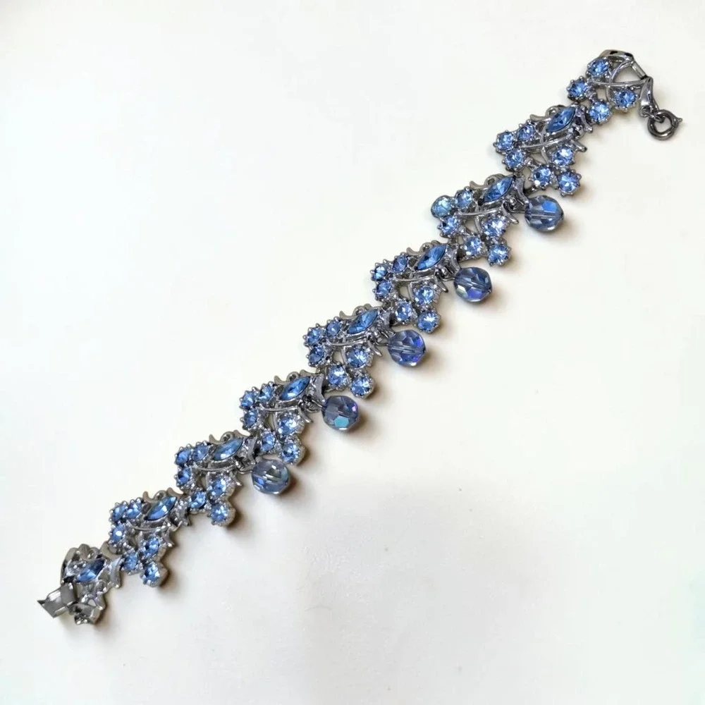 Vtg Coro Blue Aurora Borealis Rhinestone Bracelet Silver Tone Dangle Beaded 7.5